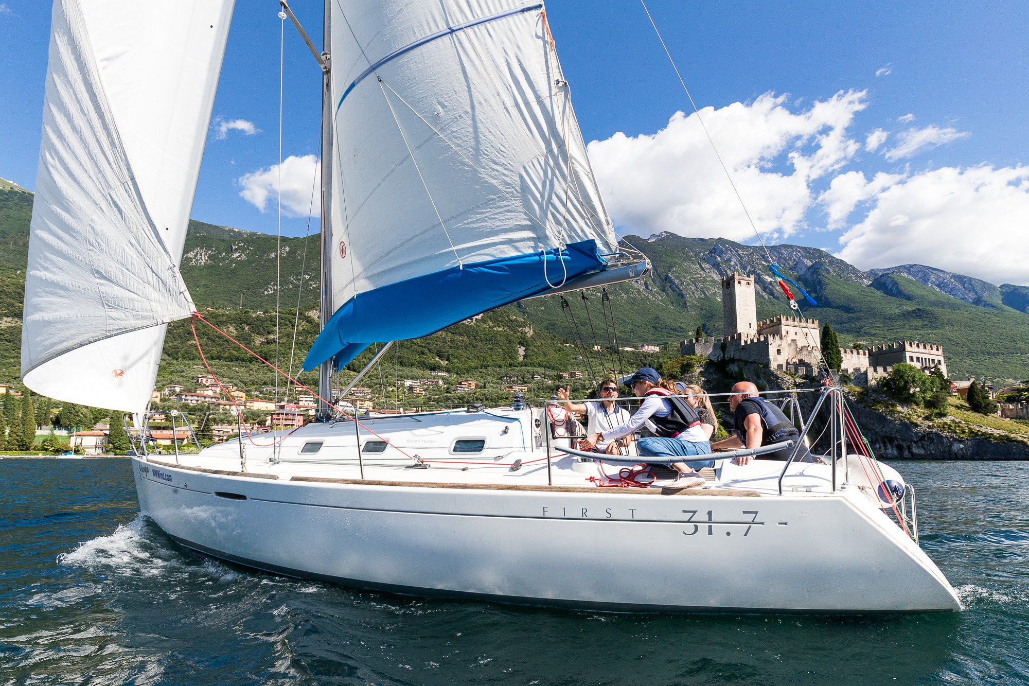 Yacht Charter